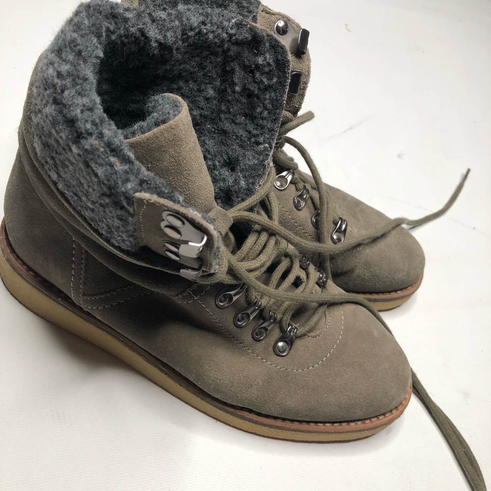 Urban Outfitters UO Olive Suede Hiking Boots w/ Full Wool Lining, Lace Up Fit